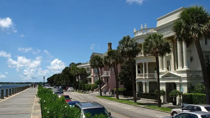 14 East Coast Towns That Accidentally Became Bucket-List Stops