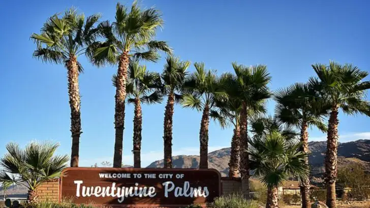 15 Small Cities Near National Parks Many Overlook (But Absolutely Shouldn’t)