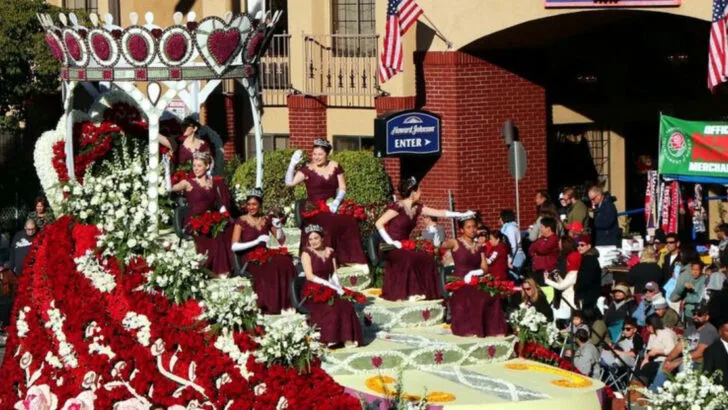 17 American Towns with the Best Main Street Parades