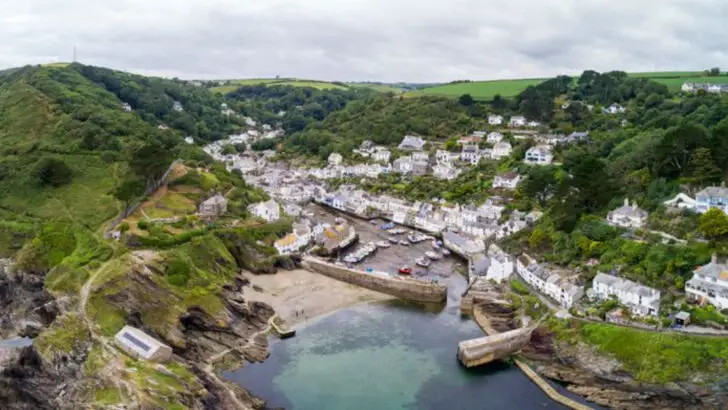 17 English Villages So Beautiful They Could Double as Film Sets