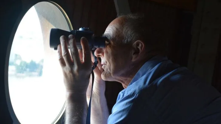 18 Things Seasoned Cruisers Never Board Without