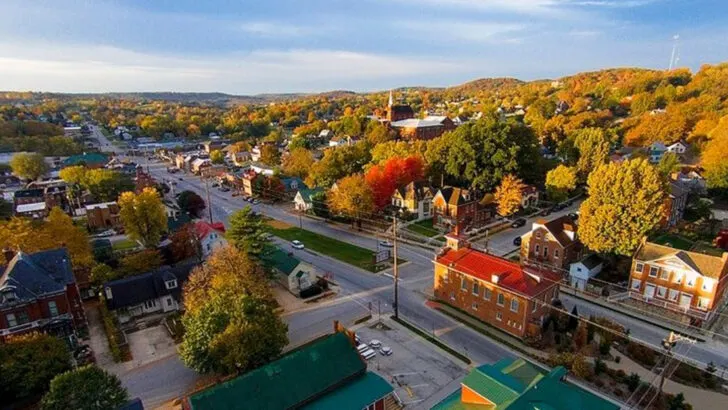 21 Tiny American Towns Bursting With Big Stories and Bigger Hearts
