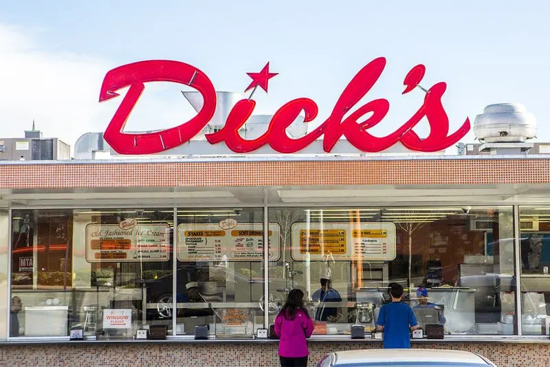 Dick’s Drive-In – Seattle