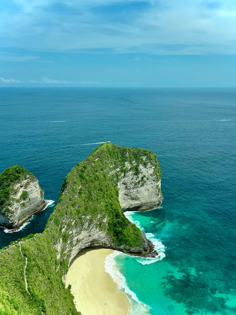6. Alternative: Nusa Penida, Indonesia