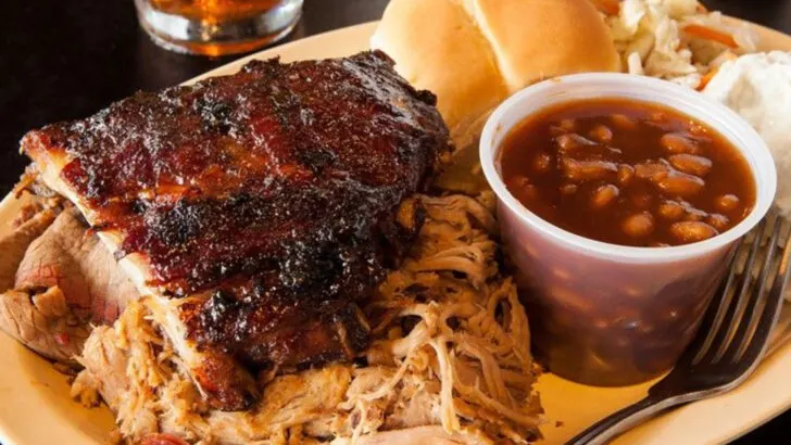 6 Arkansas Restaurants That Earned Their Name With Just One Legendary Dish