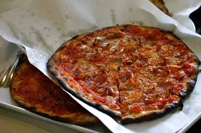 Frank Pepe Pizzeria Napoletana – Burger Counter (New Haven)