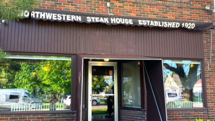 6 Family-Owned Iowa Restaurants That Still Cook the Way Grandma Did