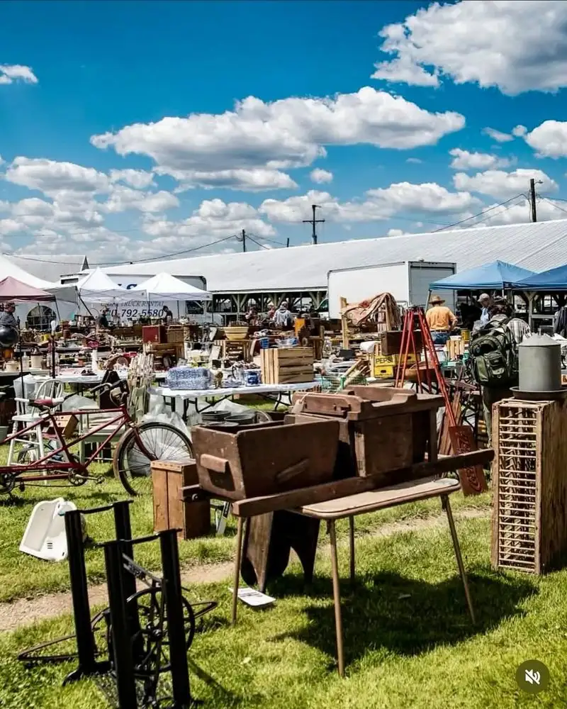 Fleur de Flea Vintage Urban Market – Louisville, KY