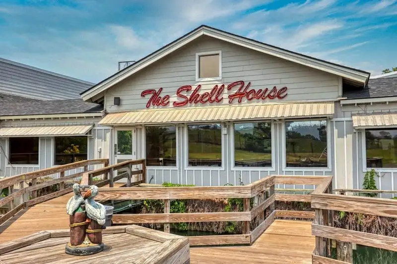 The Shell House Restaurant – Savannah