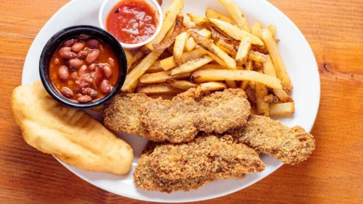 7 Idaho Finger Steak Diners That Make This Deep-Fried Secret Worth The Trek