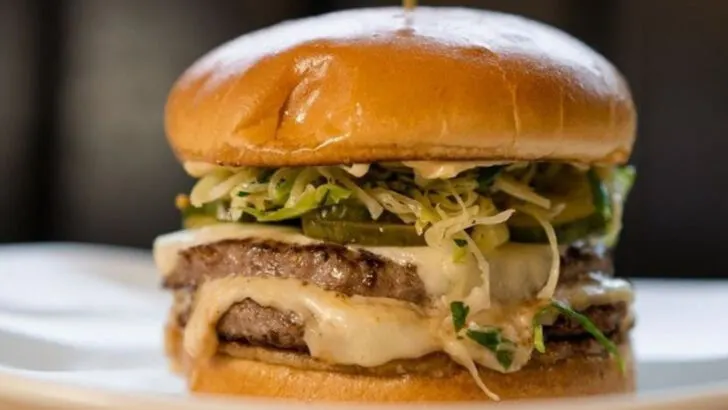 7 Iowa Grilled Cheese Diners That Make Every Bite Feel Like Childhood