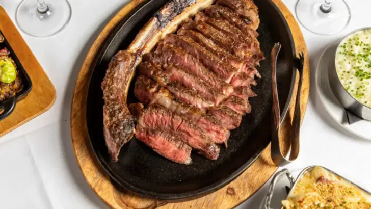 7 Tennessee Riverfront Restaurants Serving Big Flavor