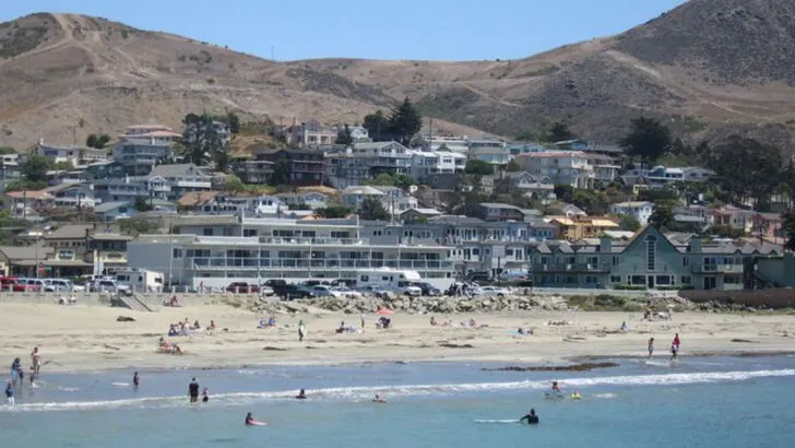8 Coastal Villages in America Locals Say Found the Sweet Spot Between Tourists and Tradition