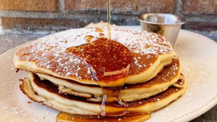 8 Colorado Breakfast Spots Where Locals Line Up For The Pancakes Alone