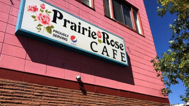8 Cozy Wyoming Cafes Where Every Omelet Comes With a Story
