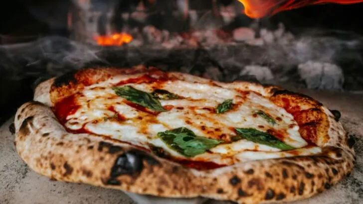 8 Key Signs You’ve Found an Authentic Restaurant in Europe