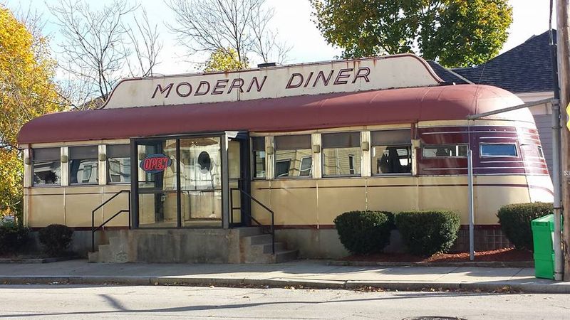 Modern Diner – Pawtucket