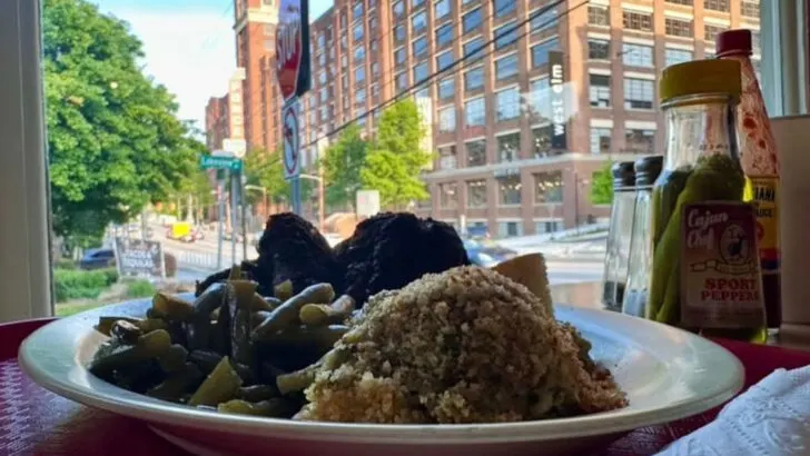 9 Diners in Georgia Serving Up Southern Comfort by the Plate