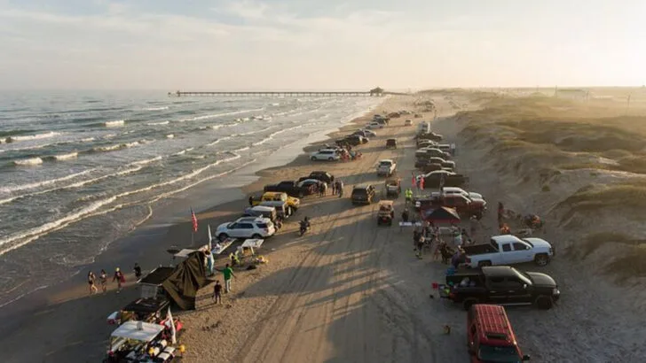 9 East Coast Beach Towns Winding Down for Winter and 9 Southern Shores Still Full of Life