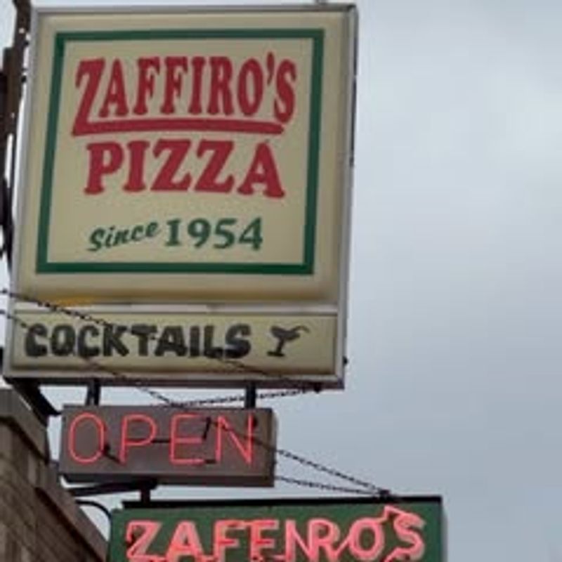 Zaffiro’s Pizza — Milwaukee