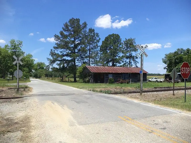 Proximity Perks: Easy Day Trip or Weekend Stay