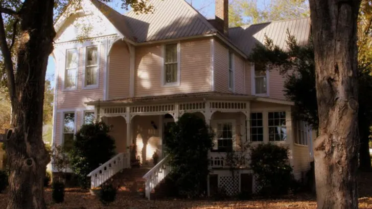 A Tennessee Village That Looks Much the Same as It Did a Century Ago