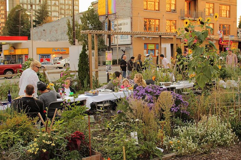 Community Gardens & Urban Farms (city examples nationwide)