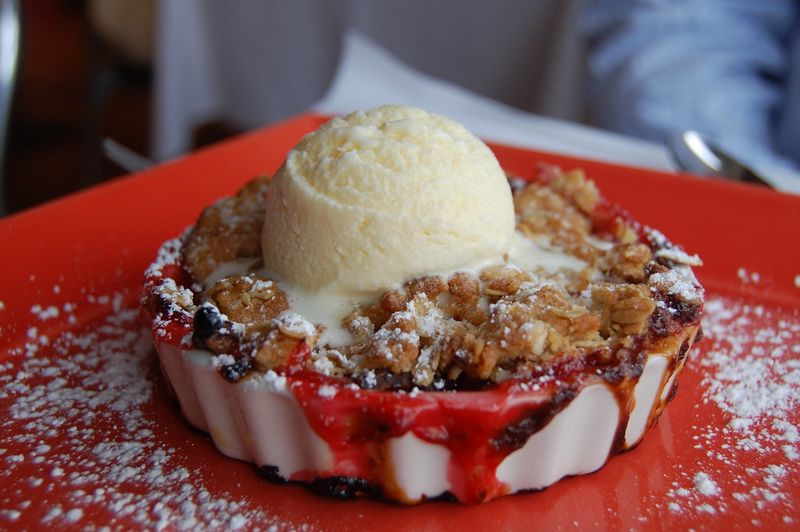 Alaska – Rhubarb Crisp