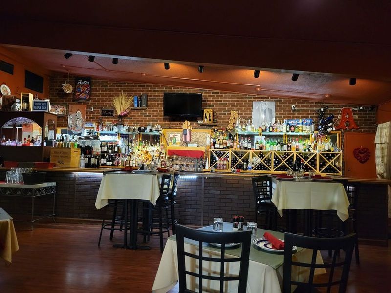 Amore Trattoria Italiana – Comstock Park
