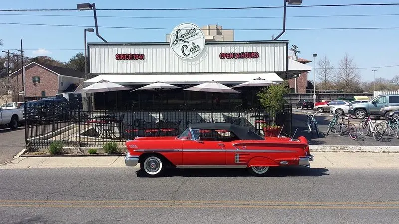 Louie’s Café (Baton Rouge)