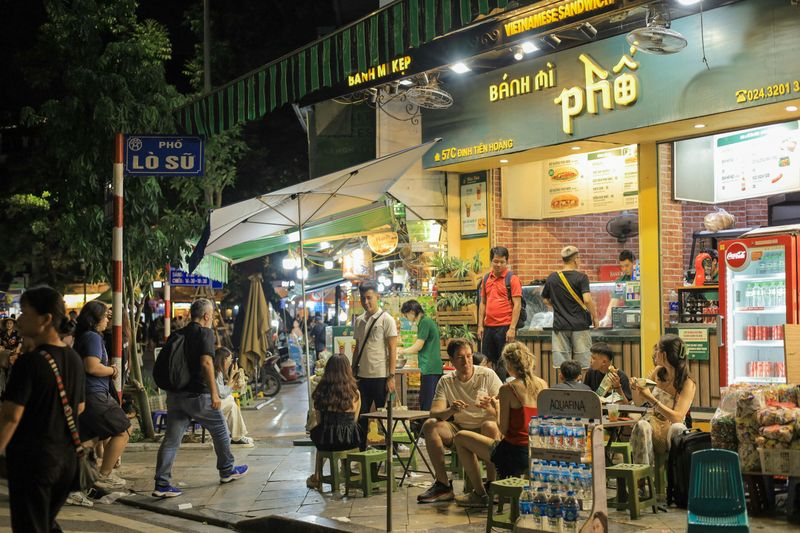 Vietnam – Street Food and Scooter Adventures