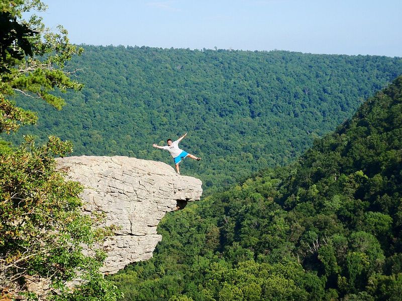 Arkansas – Whitaker Point (Hawksbill Crag)