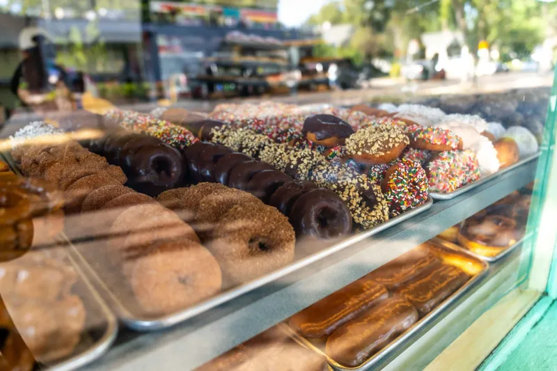 Marie’s Donuts