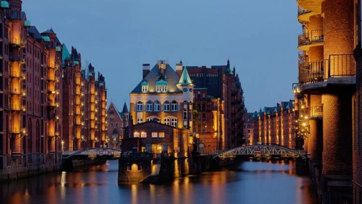 Beyond Venice, Here are 12 Canal Cities Around the World That are Just as Breathtaking