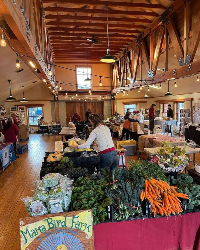 Farmers Market and Local Flavors