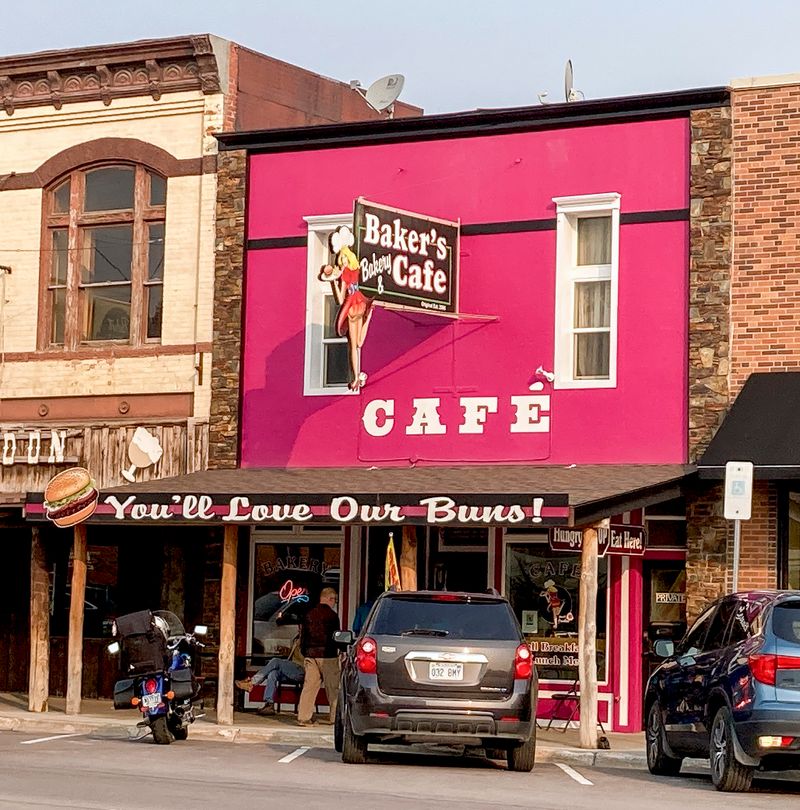 Baker’s Bakery & Café — Custer