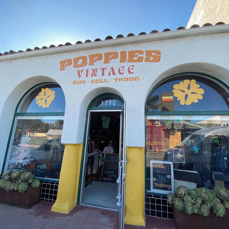 Poppies Vintage – Ventura