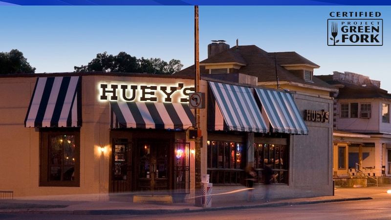 Huey’s – Memphis