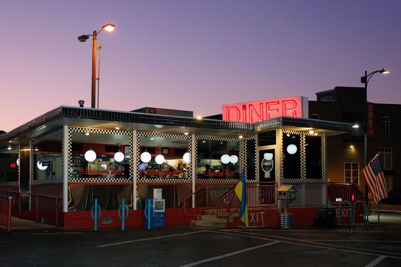 Broadway Diner