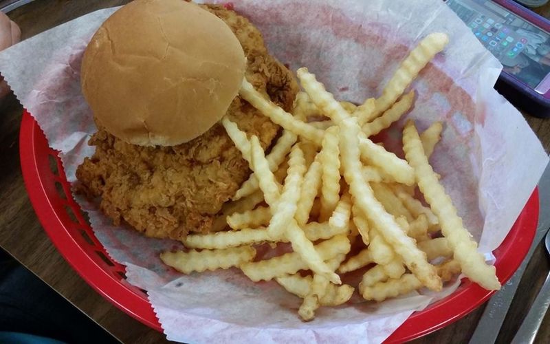 Darrell’s Place – Hamlin