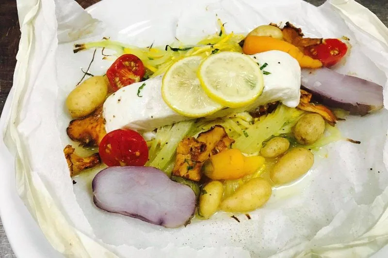 Noah’s Restaurant & Lounge