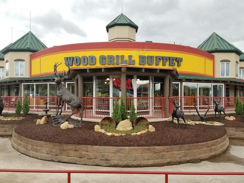 Wood Grill Buffet — Pigeon Forge, TN