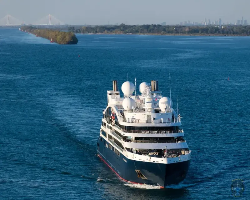 Great Lakes Weekend Cruises