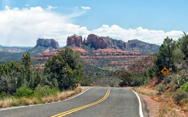Arizona backcountry and small-town loop (sedona → flagstaff → payson)