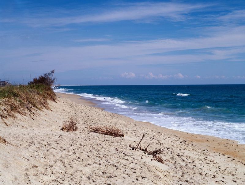 Outer Banks, North Carolina – Ocean Views, Empty Beaches