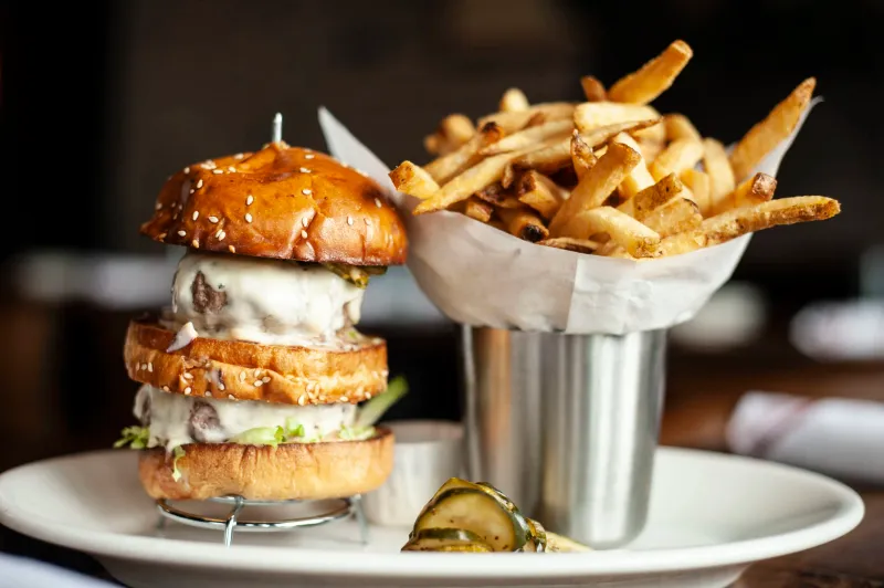 Max Burger (Stamford)