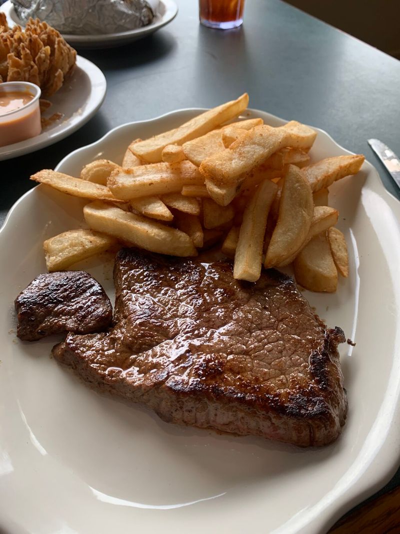 Cattle Stampede Steakhouse - Fort Payne