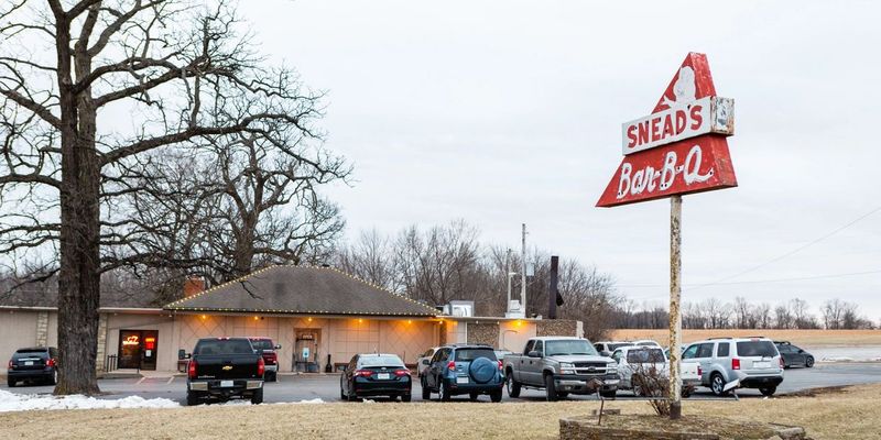 Snead’s Bar-B-Q – Belton (Kansas City area)