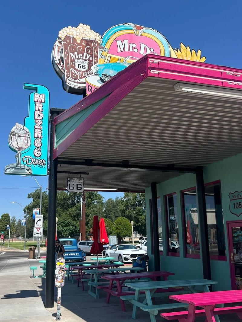 Mr. D’z Route 66 Diner — Kingman