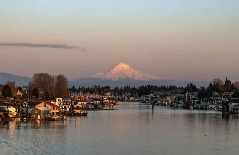 Hood River's Stormy Skies
